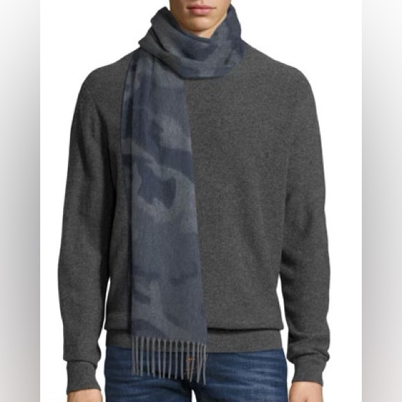 Begg & Co 100% Cashmere Camo Scarf - Picture 2 of 3